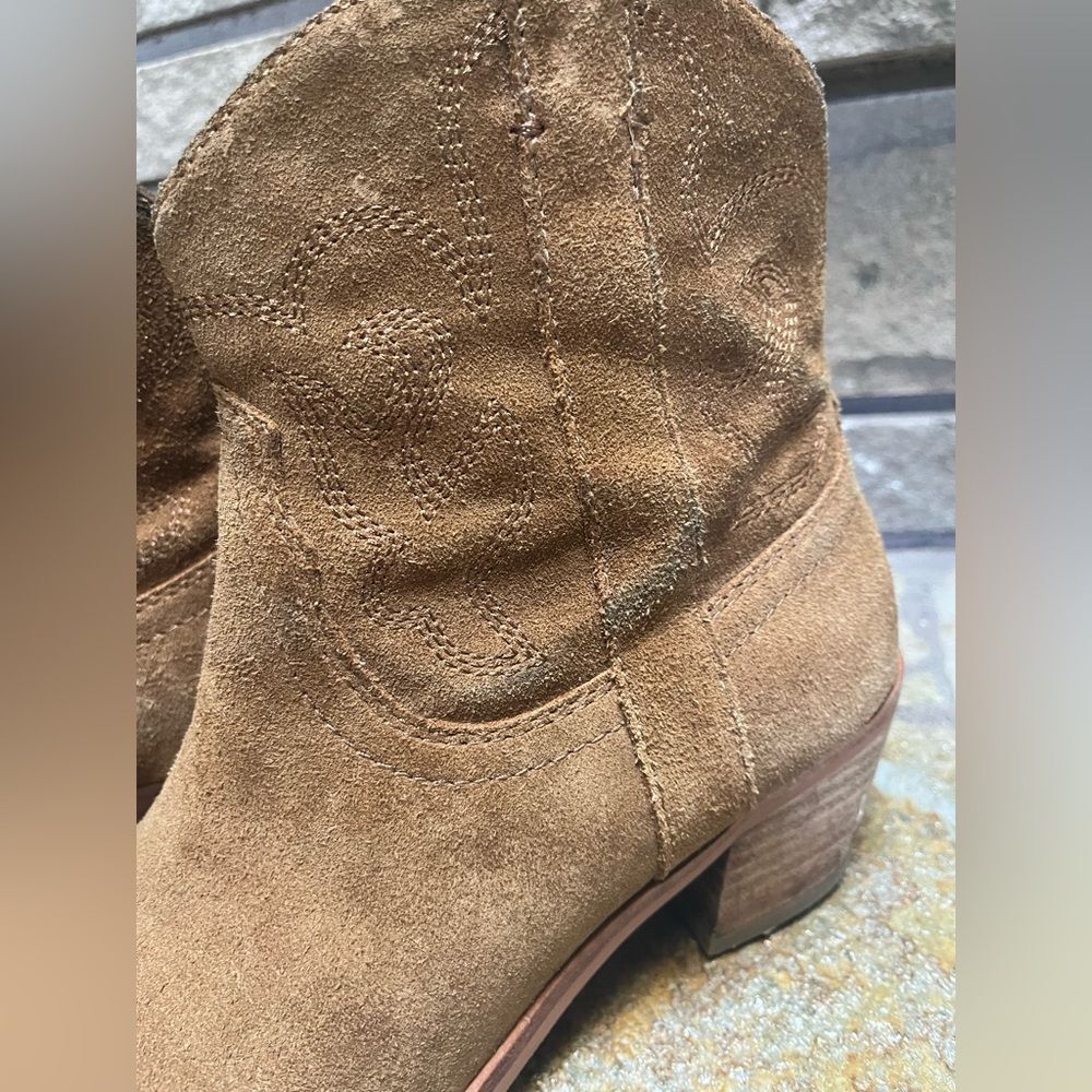 Dolce Vita Solow Suede Pointed Toe Cowboy Western Boots Suede Brown Tan 7.5 - Picture 5 of 12